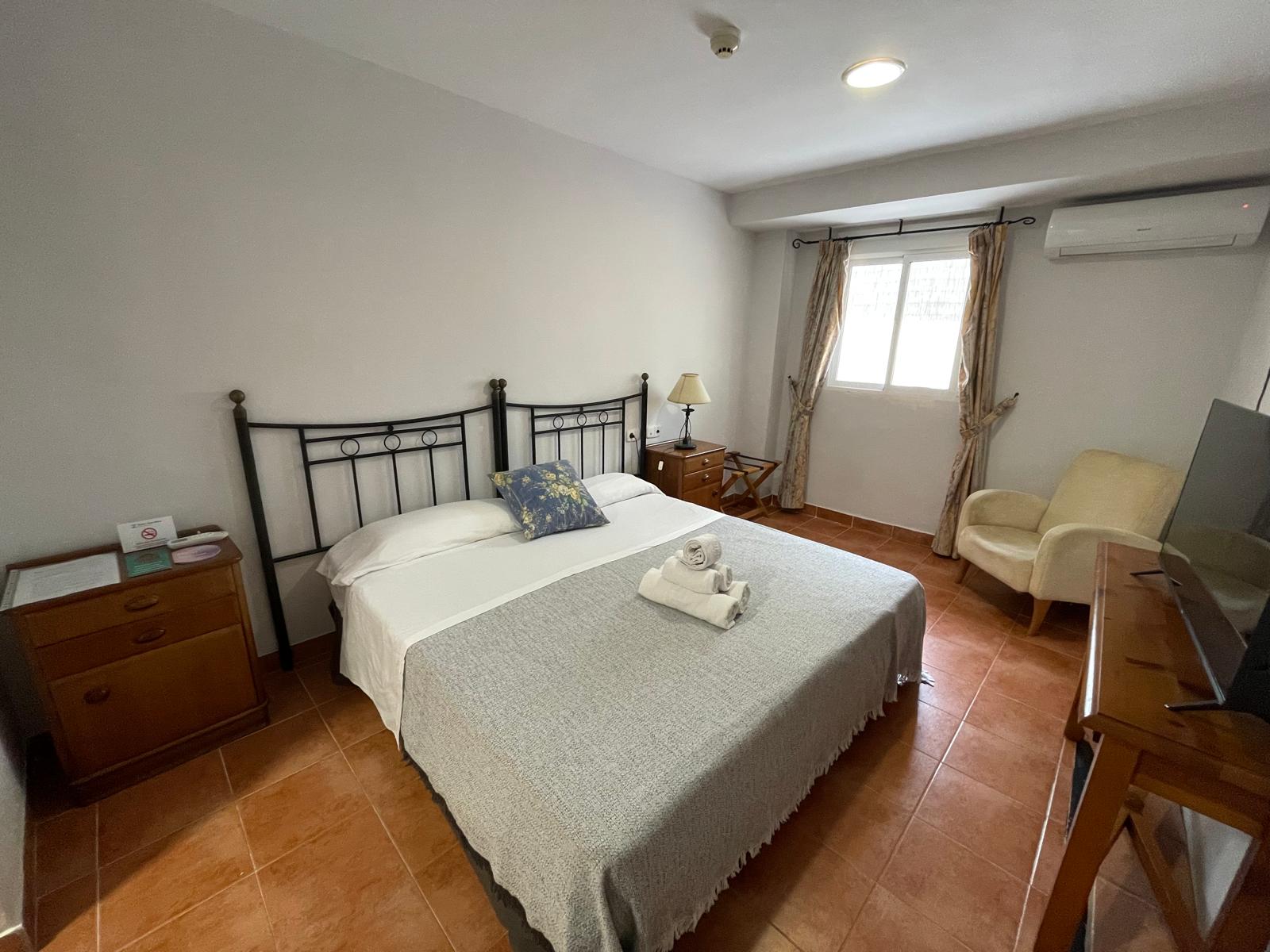 FAMILY-ROOM